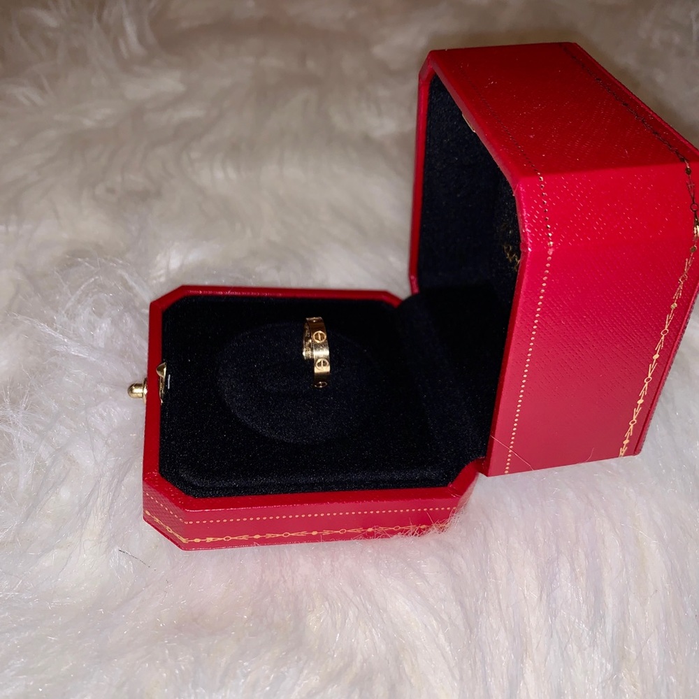 💕SOLD💕 Cartier 18k yellow gold mini love ring
